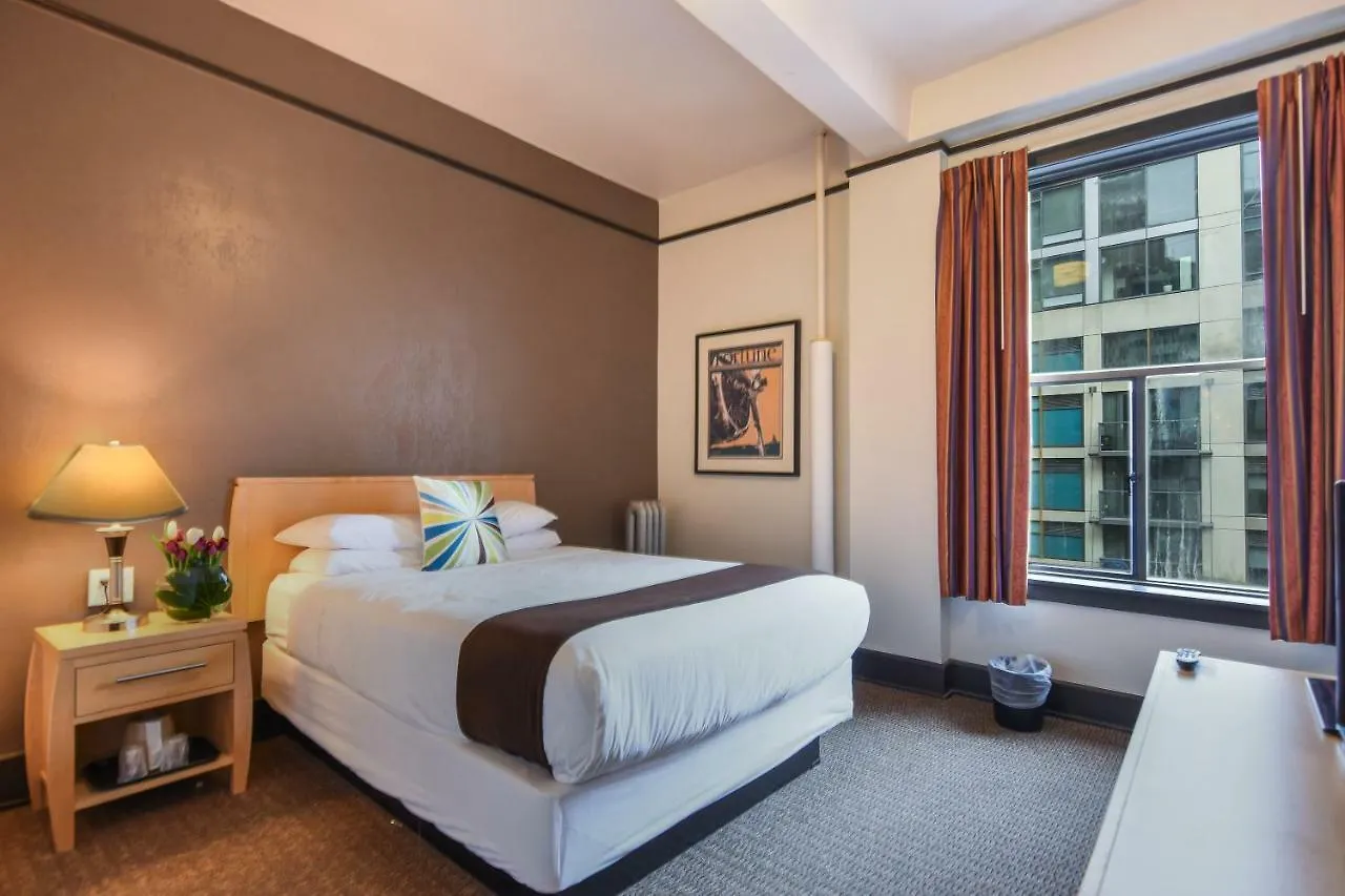 Moore Hotel シアトル
