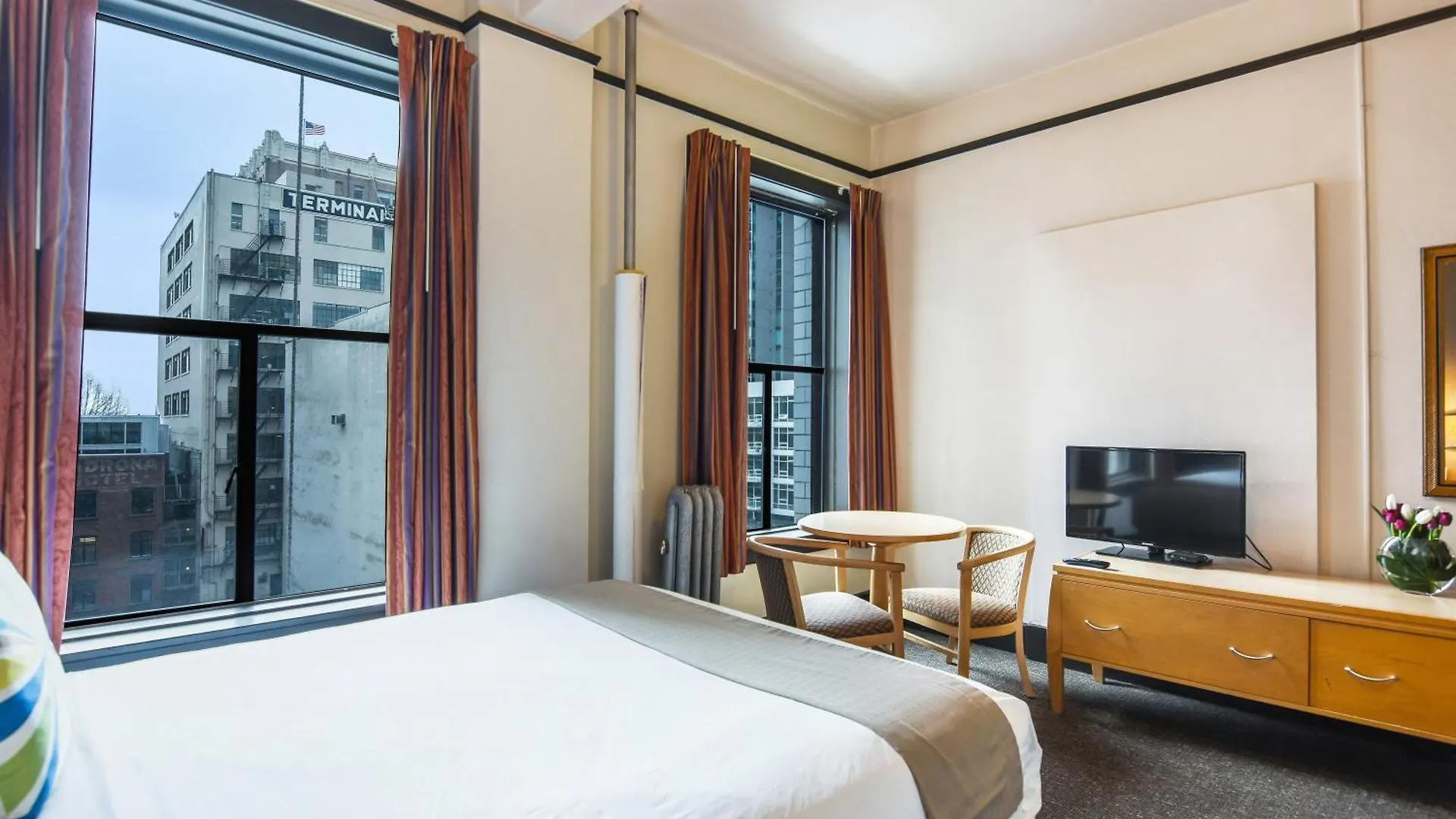 Moore Hotel Seattle